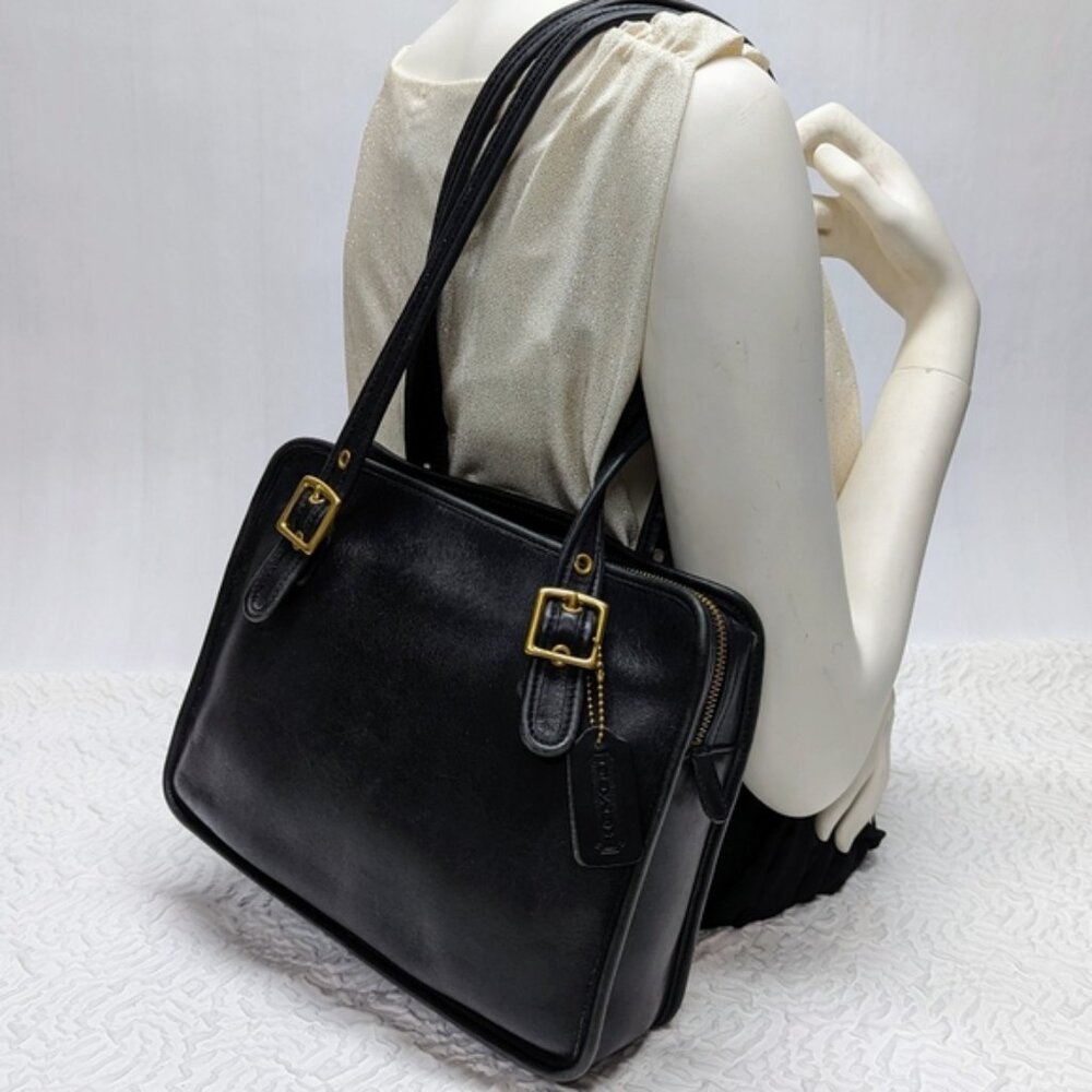(RESERVED) COACH | #9173 Vintage Legacy Compartment Bag